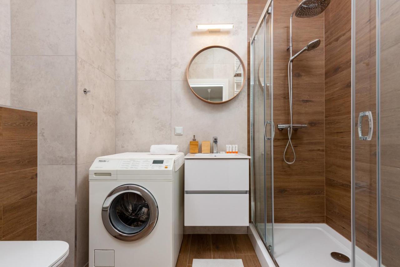 Forum Wola Jana Kazimierza Apartment By Noclegi Renters Varşova Dış mekan fotoğraf