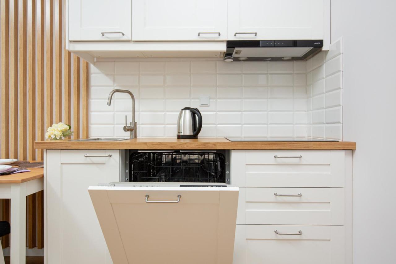 Forum Wola Jana Kazimierza Apartment By Noclegi Renters Varşova Dış mekan fotoğraf