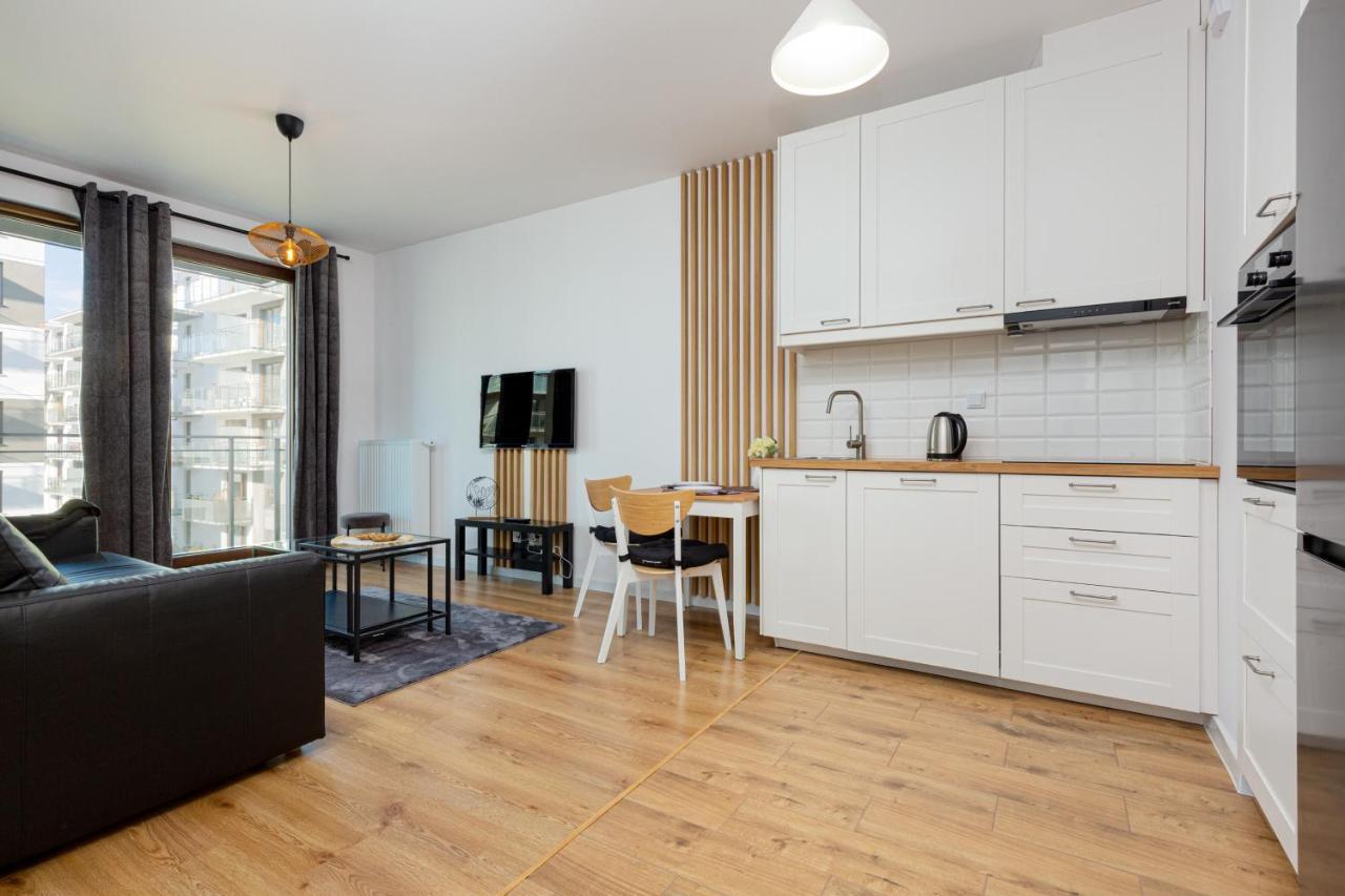 Forum Wola Jana Kazimierza Apartment By Noclegi Renters Varşova Dış mekan fotoğraf