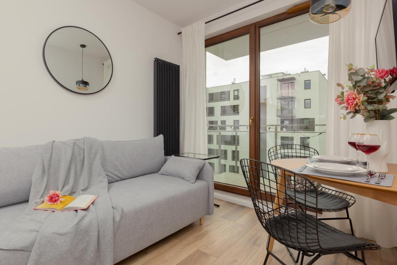Forum Wola Jana Kazimierza Apartment By Noclegi Renters Varşova Dış mekan fotoğraf