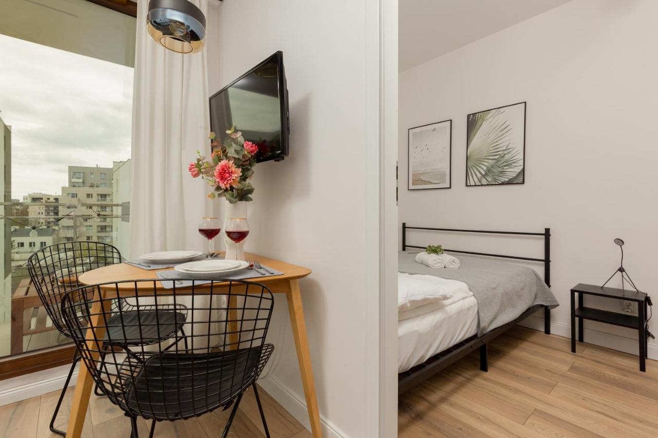 Forum Wola Jana Kazimierza Apartment By Noclegi Renters Varşova Dış mekan fotoğraf